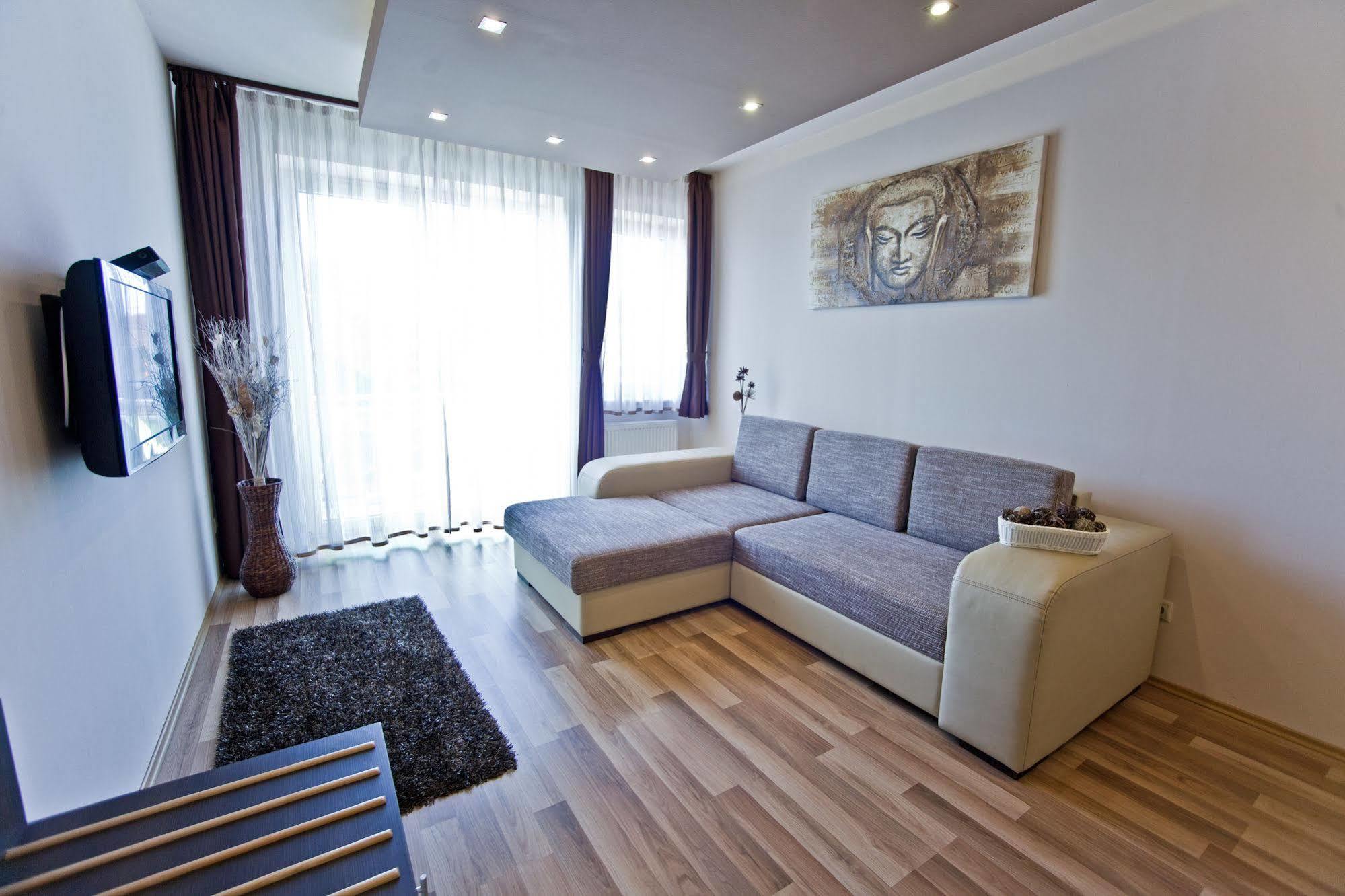 Nemeth Apartmanok Sárvár Exteriér fotografie
