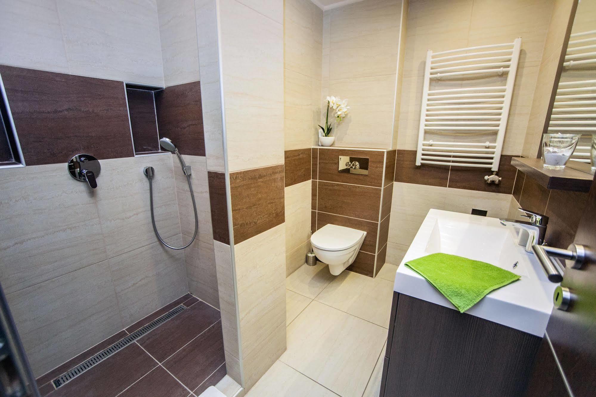 Nemeth Apartmanok Sárvár Exteriér fotografie